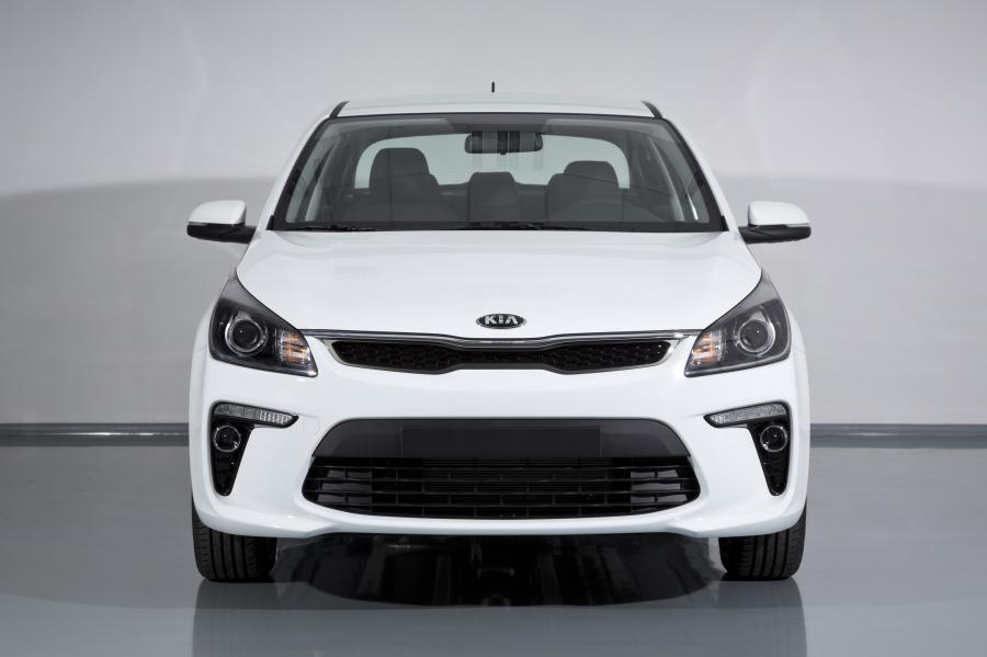  Kia Rio (FB) 2017 года  (фото 9 из 32)